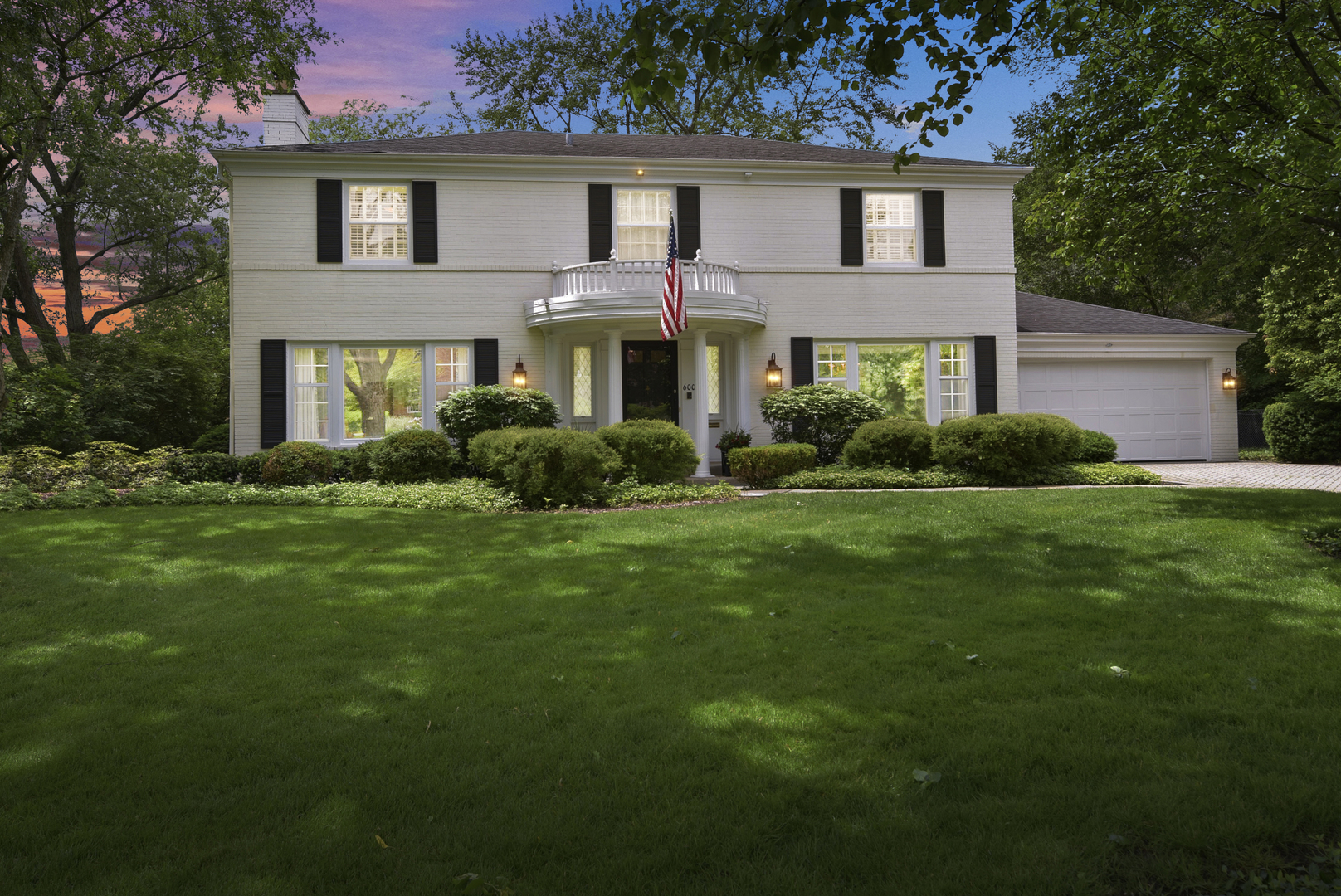 600 Glenayre Drive Glenview, IL 60025 - Photo 2 of 33