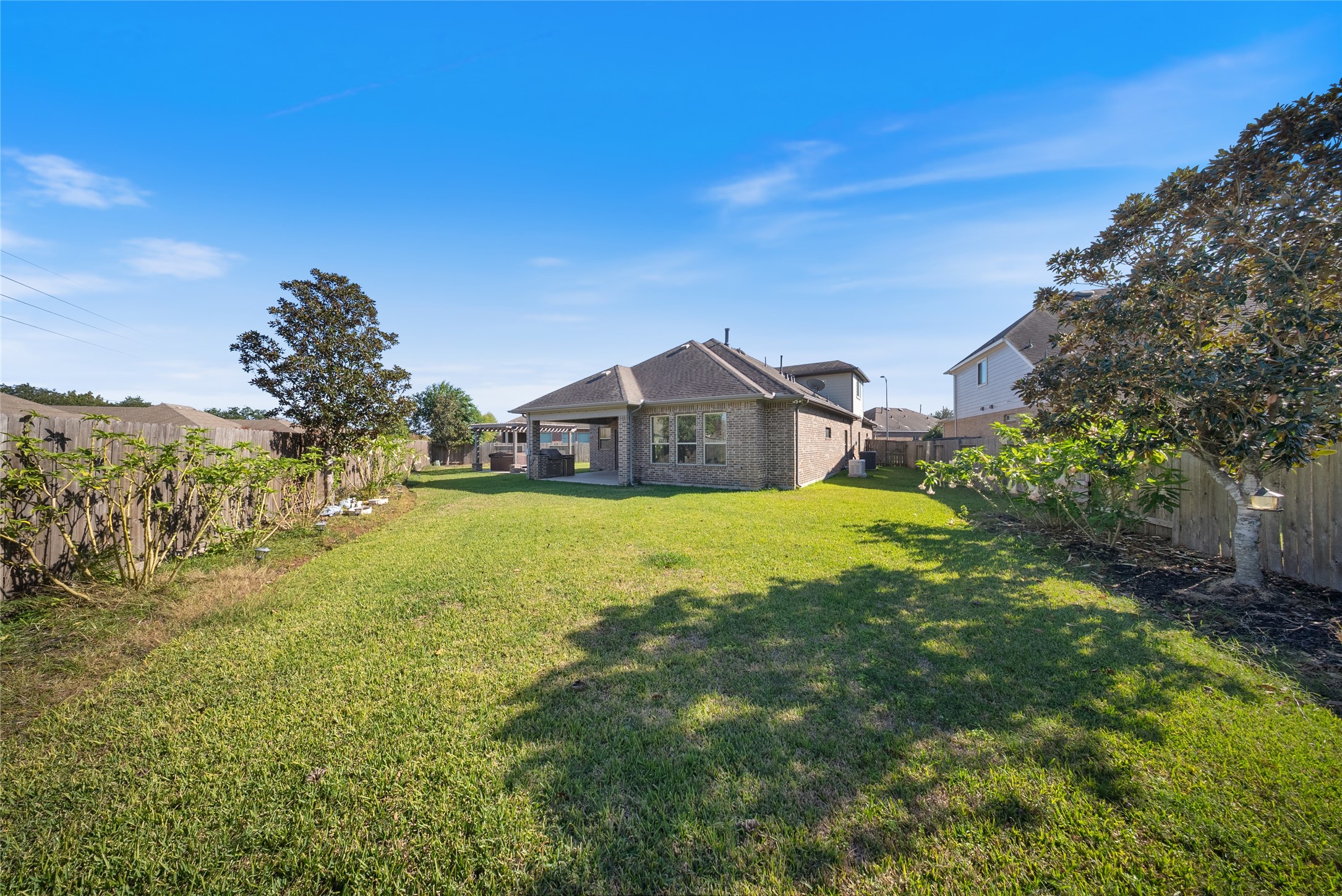 176 Castlegate Lane Houston, TX 77065 - Photo 30 of 33 a view of a city