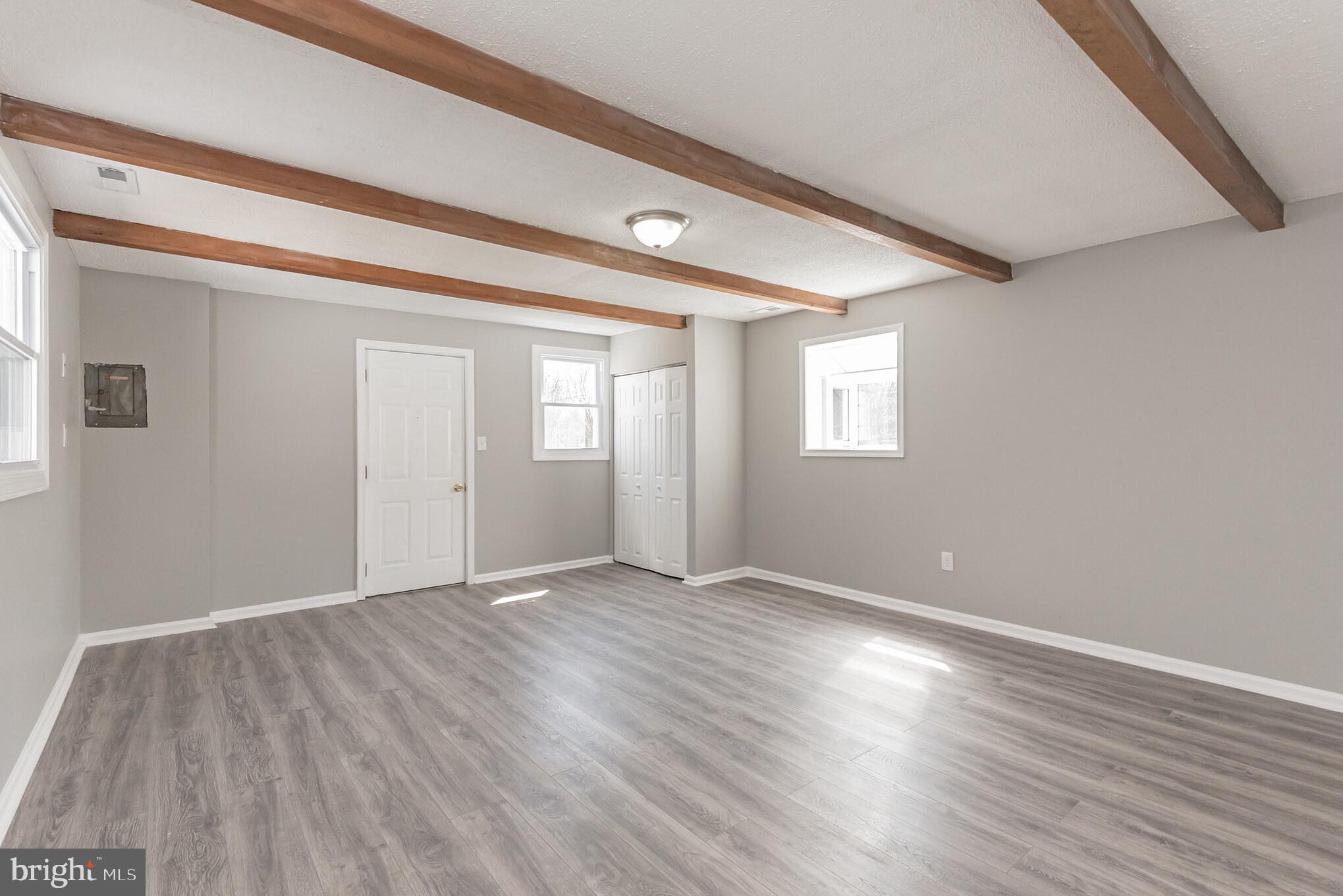 902 Crystal Road Edgewater, MD 21037 - Photo 11 of 31 Gallery Image 11