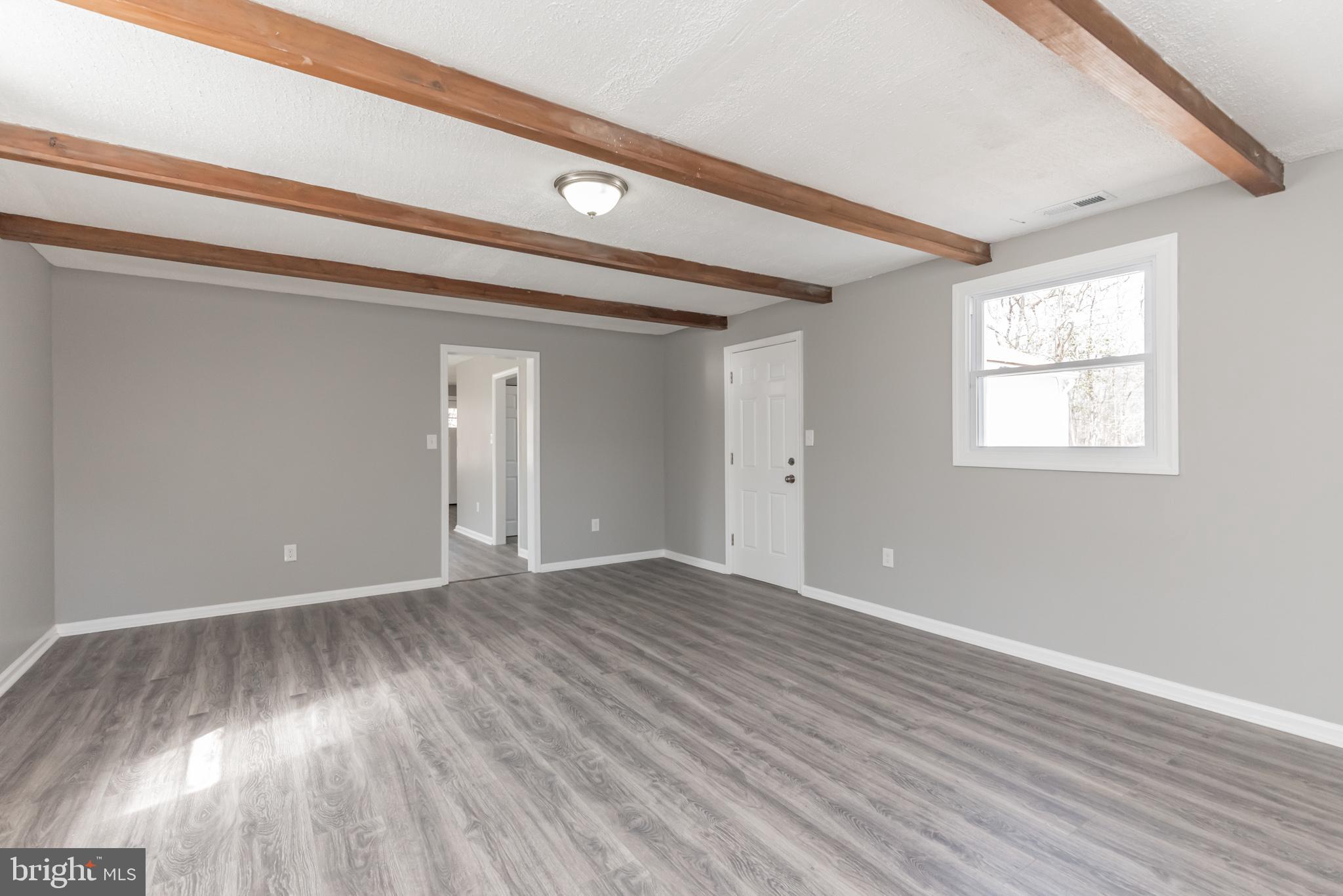 902 Crystal Road Edgewater, MD 21037 - Photo 13 of 31 Gallery Image 13