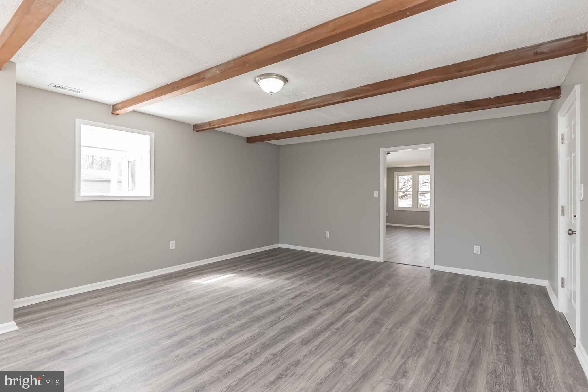 902 Crystal Road Edgewater, MD 21037 - Photo 15 of 31 Gallery Image 15
