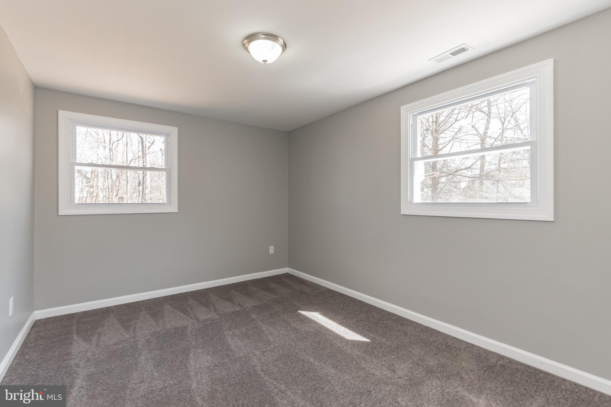 902 Crystal Road Edgewater, MD 21037 - Photo 25 of 31 Gallery Image 25