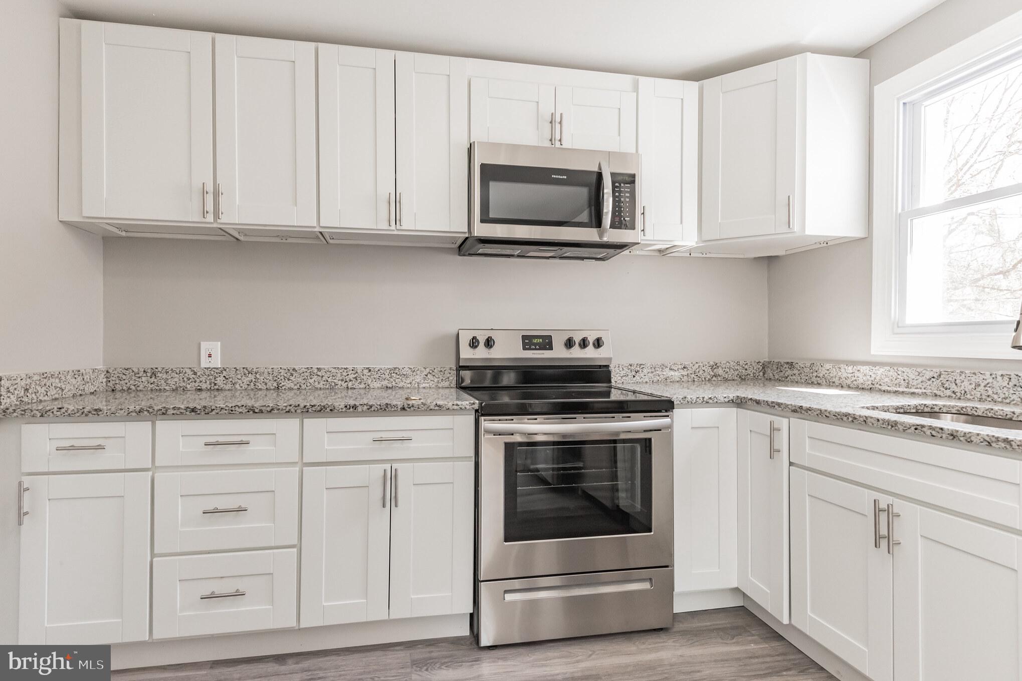 902 Crystal Road Edgewater, MD 21037 - Photo 7 of 31 Gallery Image 7
