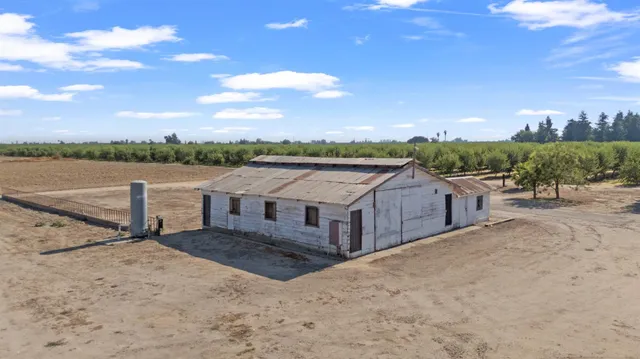 $1,350,000 | 12737 Westside Boulevard, Livingston, CA 95334