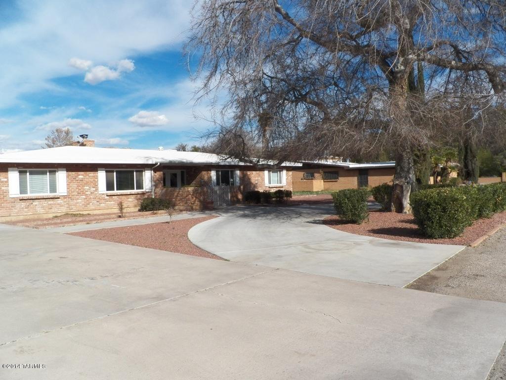 12025 East Barbary Coast Road Tucson, AZ 85749 - Photo 2 of 24