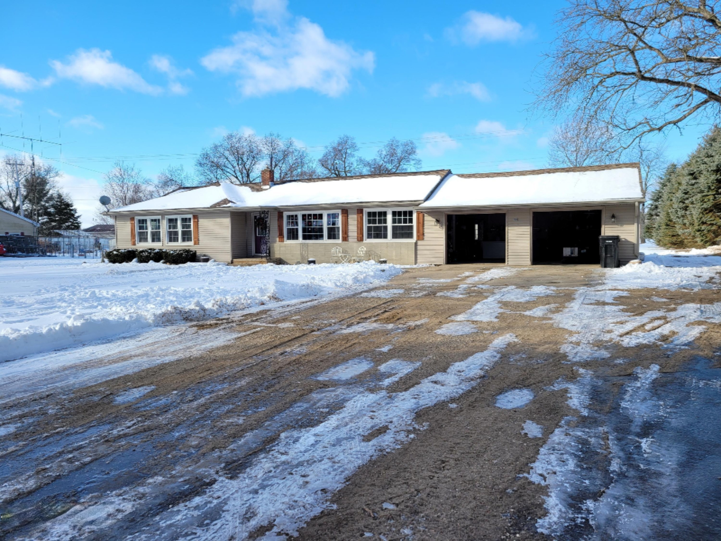 56210 Wilbur Road Three Rivers, MI 49093 - Photo 2 of 24 20210203_104114