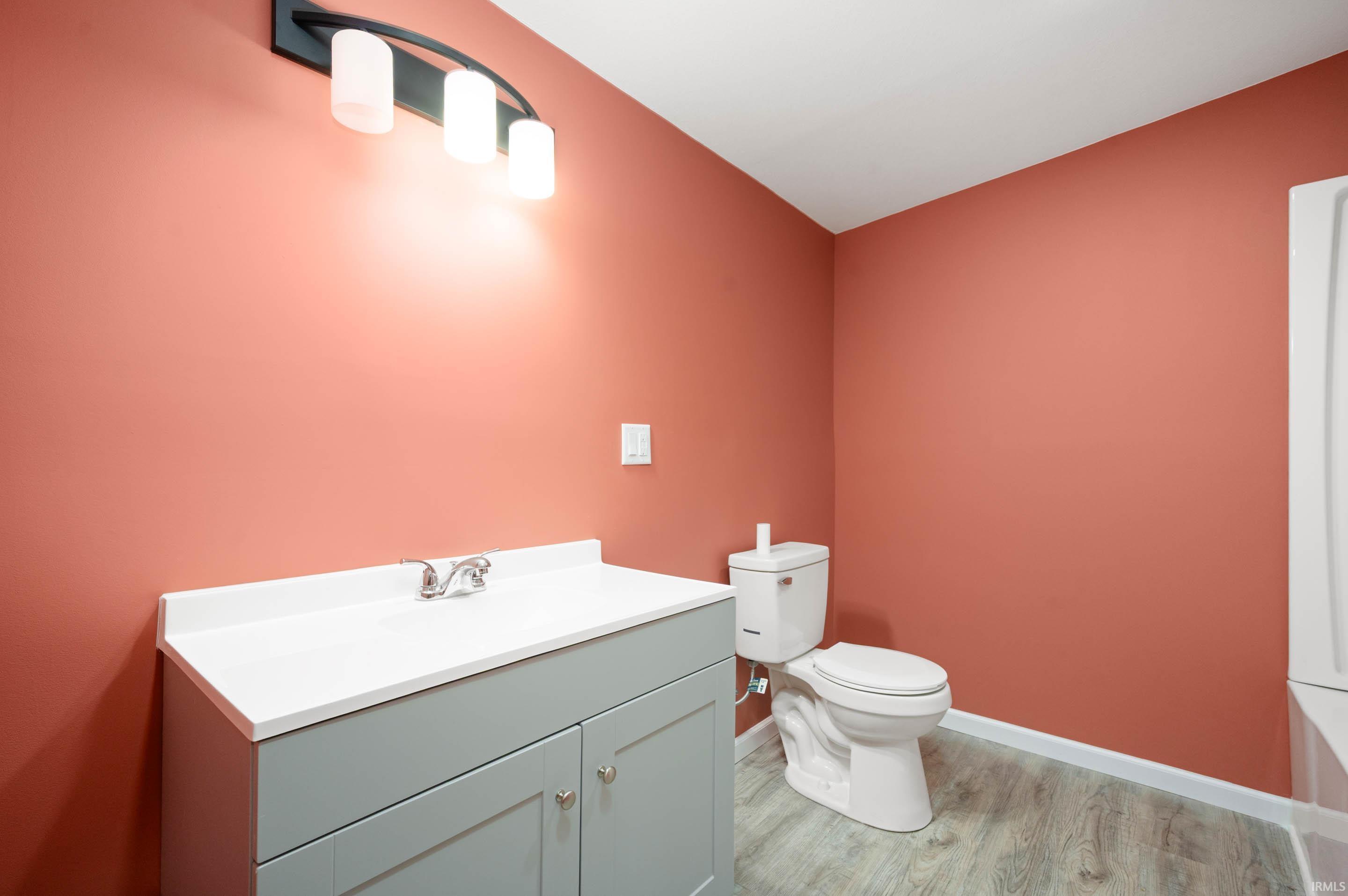 615 West Kickapoo Street Hartford City, IN 47348 - Photo 14 of 18