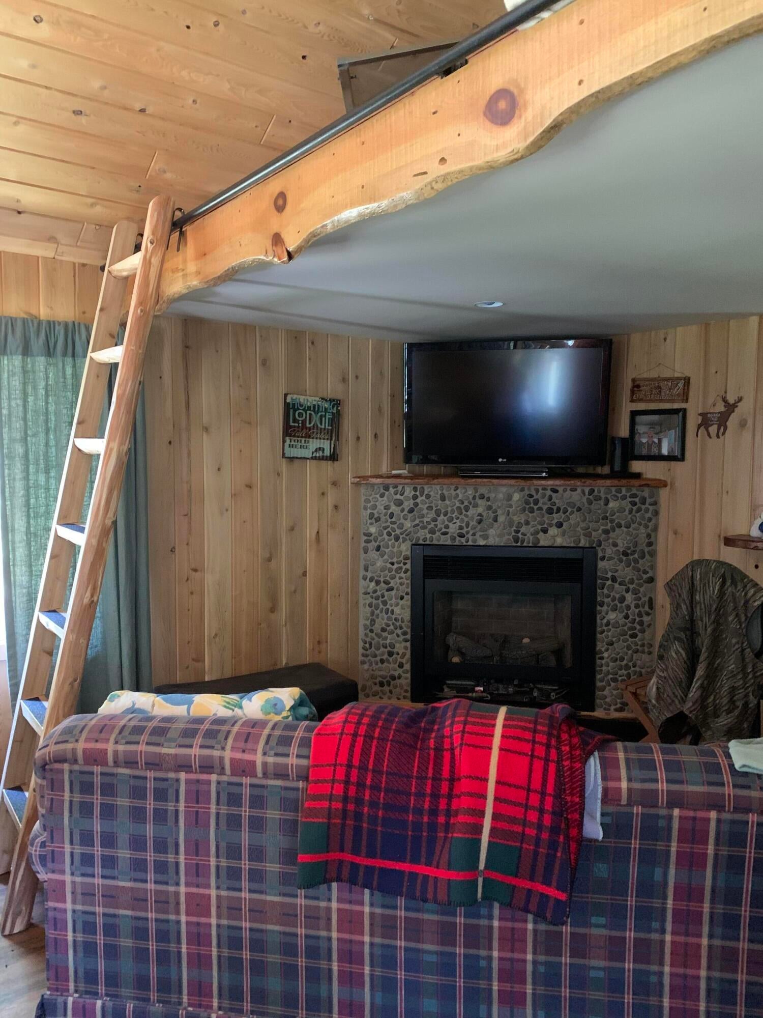 3232 Kenneth Road Moran, MI 49760 - Photo 12 of 27 Gallery Image 12