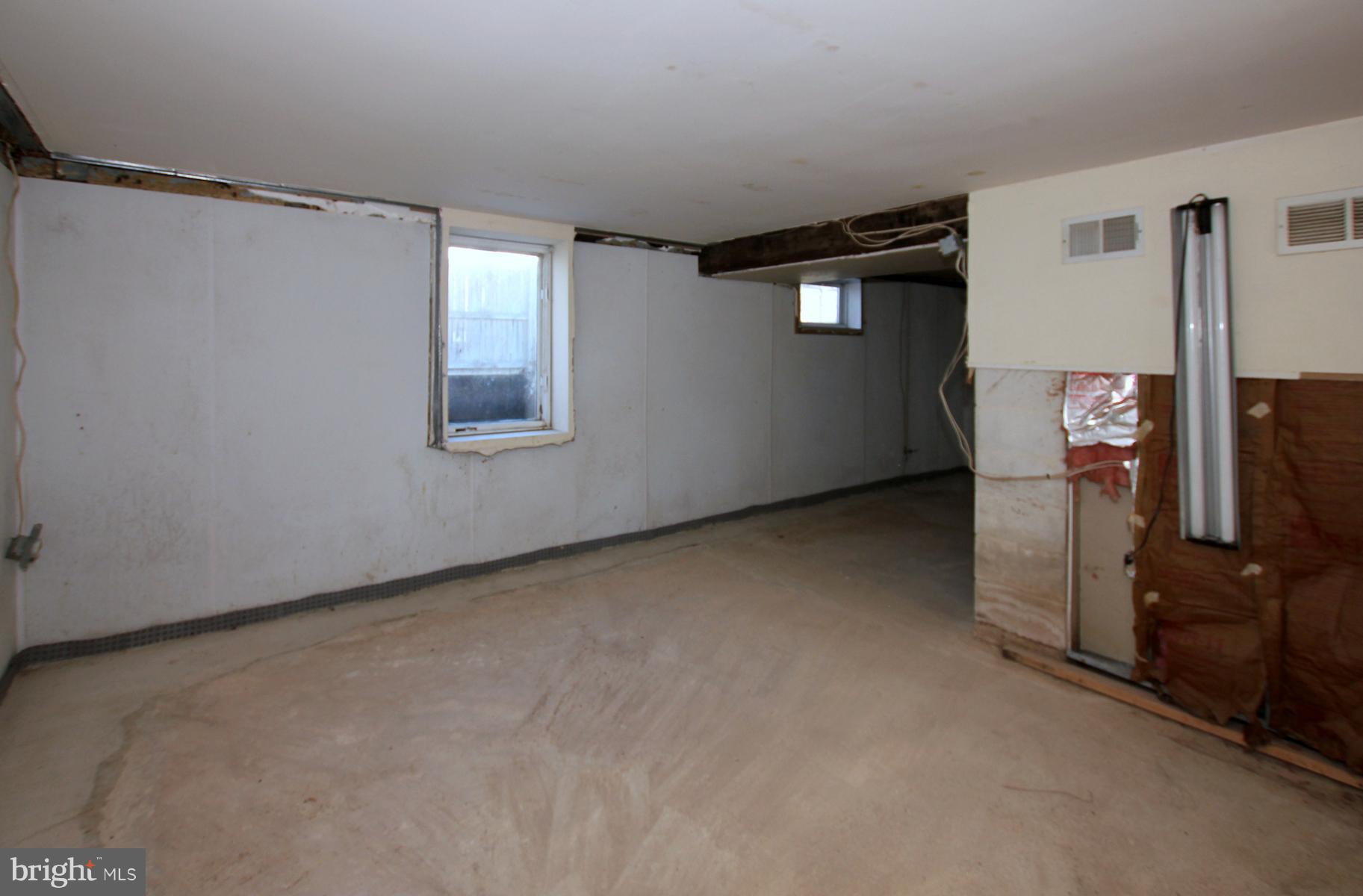 8085 Solley Road Pasadena, MD 21122 - Photo 28 of 29 Basement
