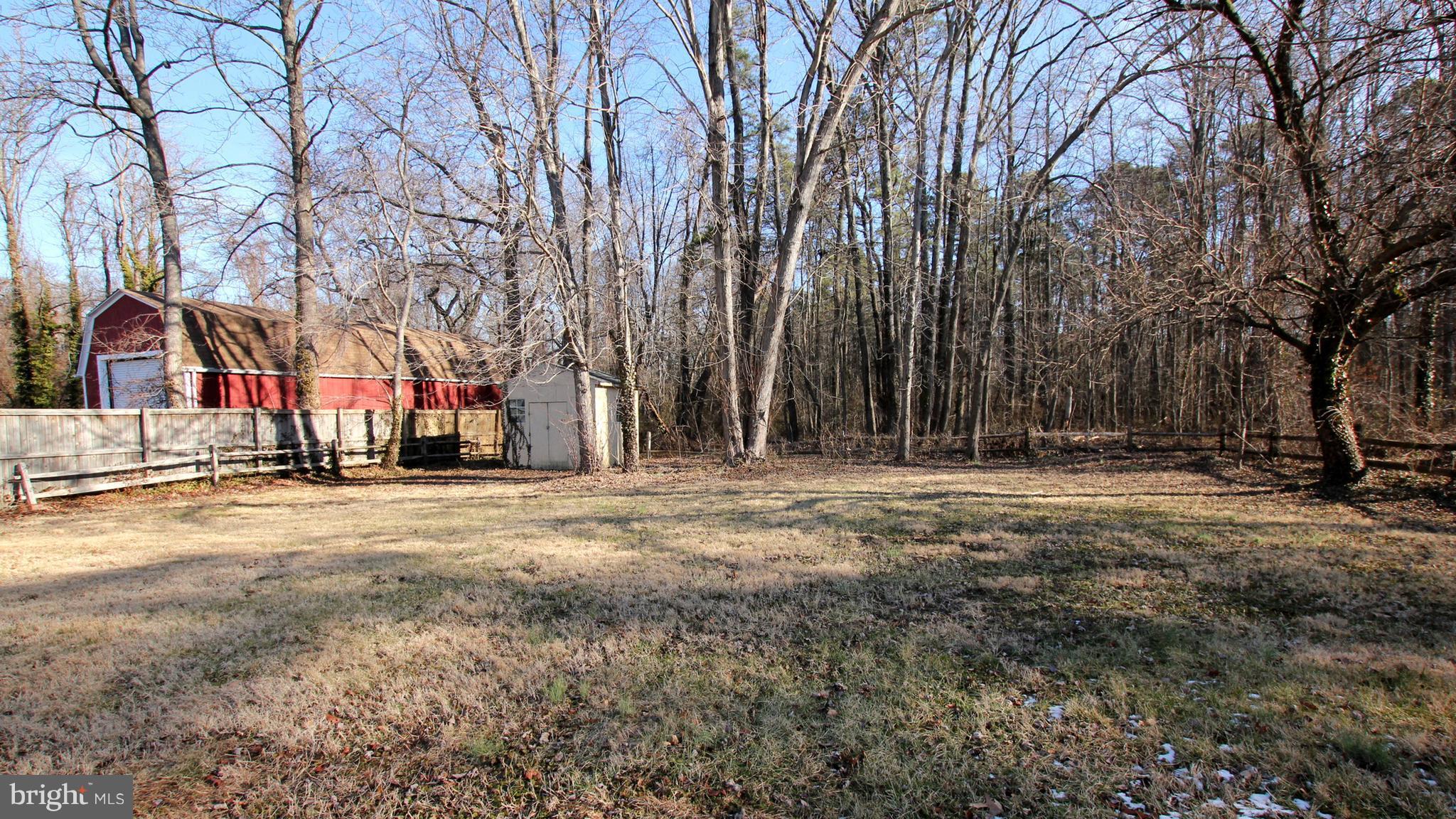 Exterior (Rear)