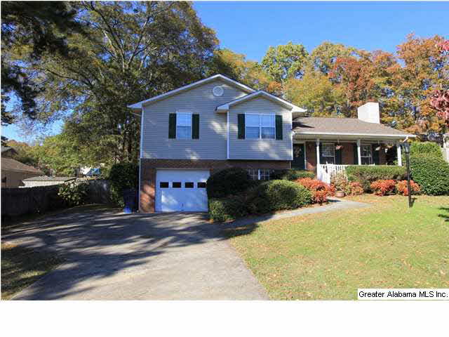 4412 Mayfair Road Anniston, AL 36207 - Photo 7 of 31