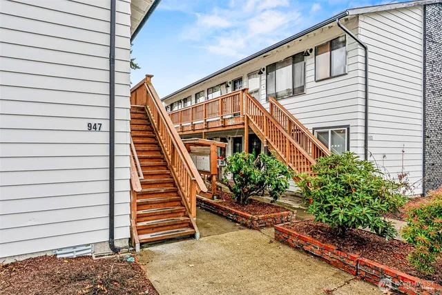 $1,200,000 | 947-953 7th Avenue, Longview, WA 98632