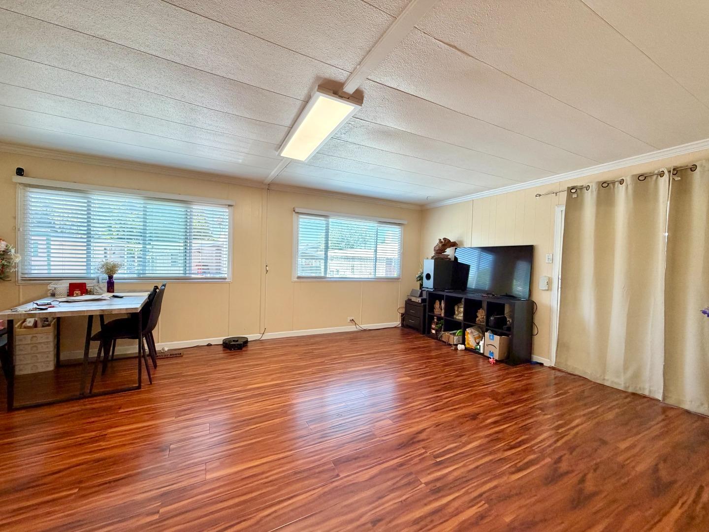 2855 Senter Road, Unit 42 San Jose, CA 95111 - Photo 2 of 17 Gallery Image 2