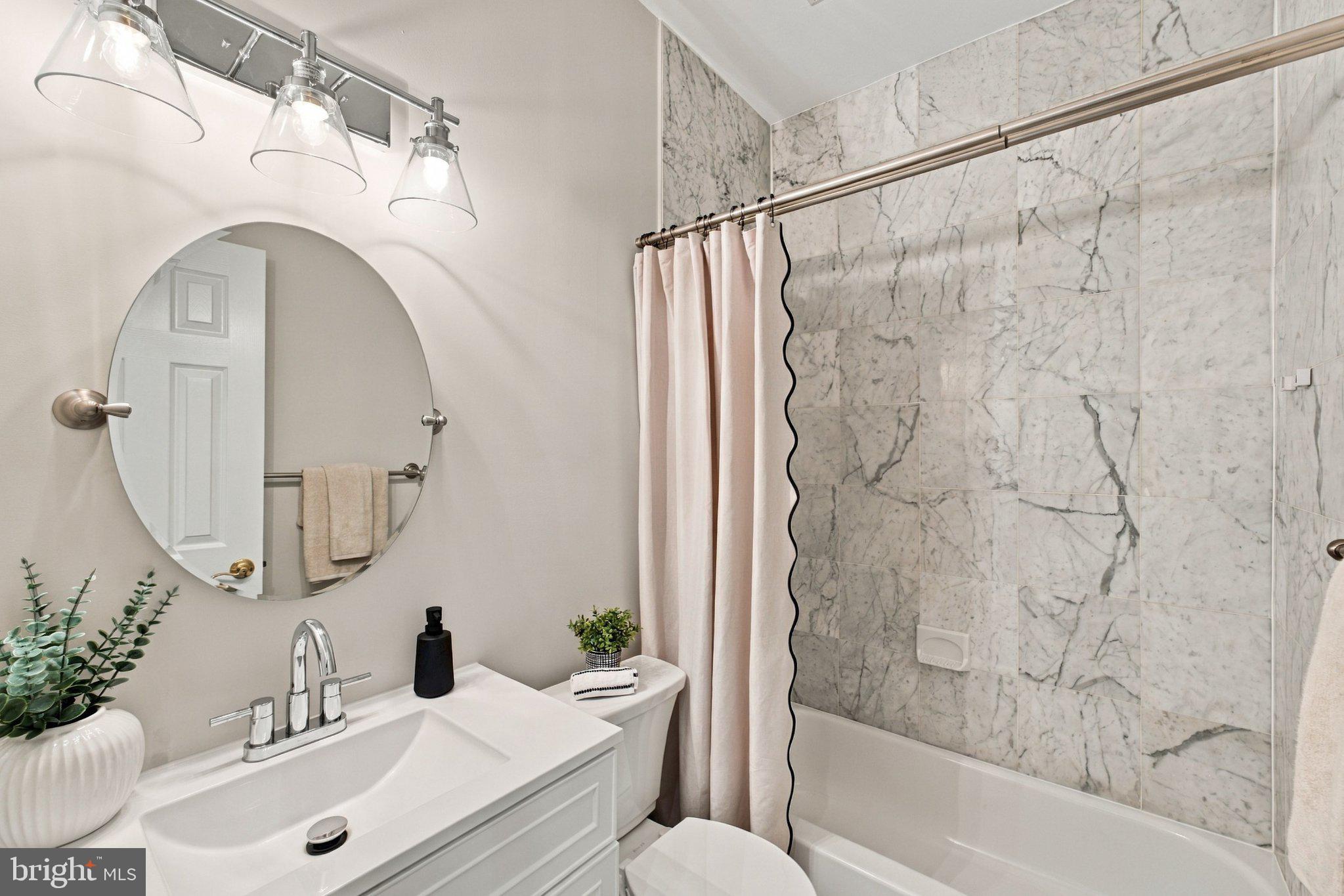 1512 Park Road Northwest, Unit 4 Washington, DC 20010 - Photo 26 of 28 Gallery Image 26