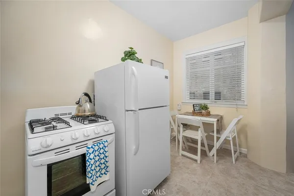 $327,500 | 360 West Ocean Boulevard, Unit 203, Long Beach, CA 90802