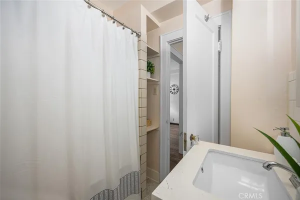 $327,500 | 360 West Ocean Boulevard, Unit 203, Long Beach, CA 90802