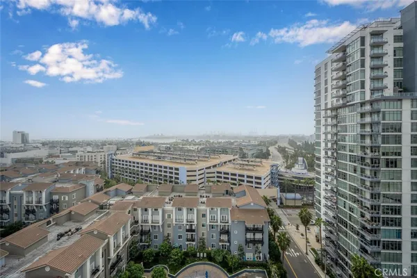 $327,500 | 360 West Ocean Boulevard, Unit 203, Long Beach, CA 90802