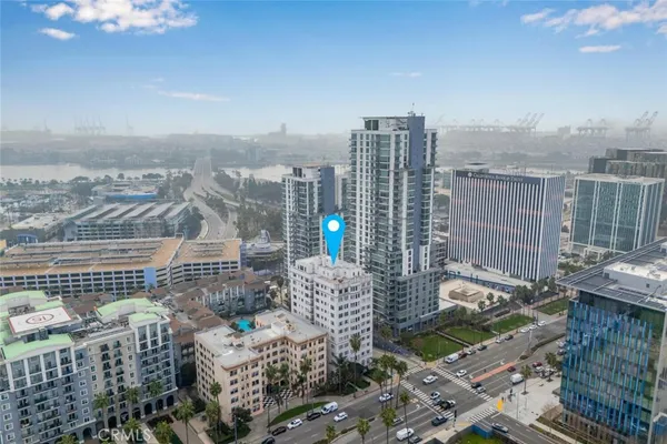 $327,500 | 360 West Ocean Boulevard, Unit 203, Long Beach, CA 90802