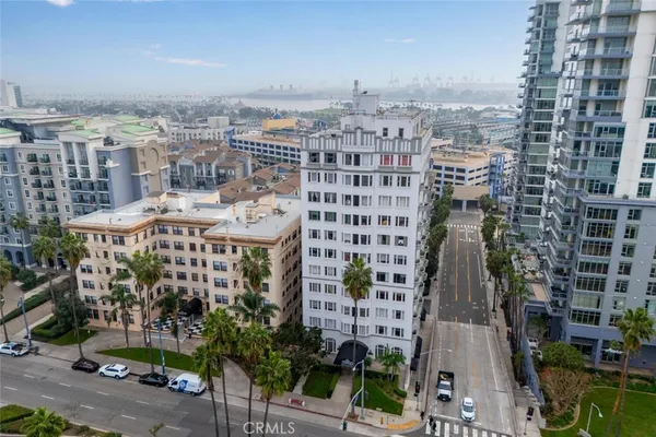 $327,500 | 360 West Ocean Boulevard, Unit 203, Long Beach, CA 90802