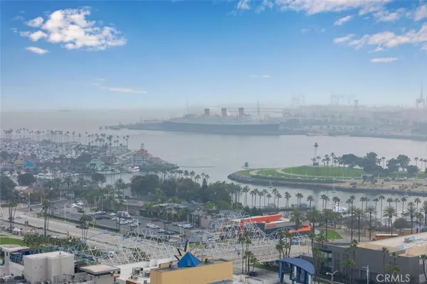 $327,500 | 360 West Ocean Boulevard, Unit 203, Long Beach, CA 90802