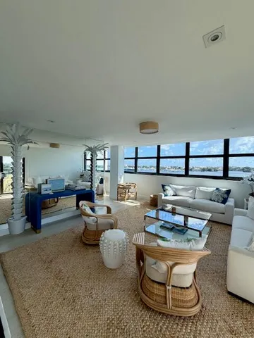 $6,000 | 1501 South Flagler Drive, Unit 7H, West Palm Beach, FL 33401