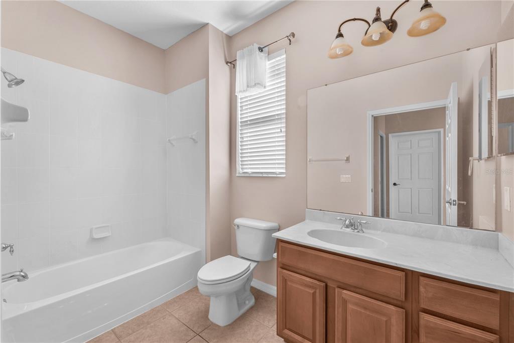 107 Shell Falls Drive Apollo Beach, FL 33572 - Photo 14 of 54