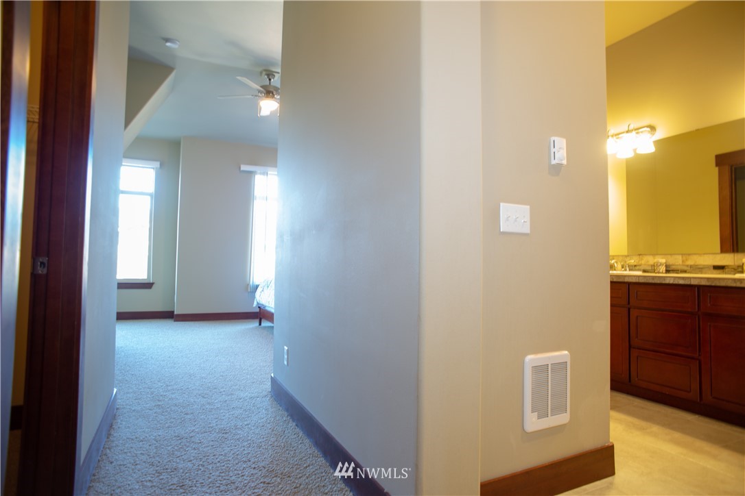 3949 Northeast 3rd Place Renton, WA 98056 - Photo 16 of 22