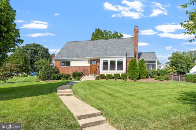 $740,000 | 5103 Taney Avenue, Alexandria, VA 22304