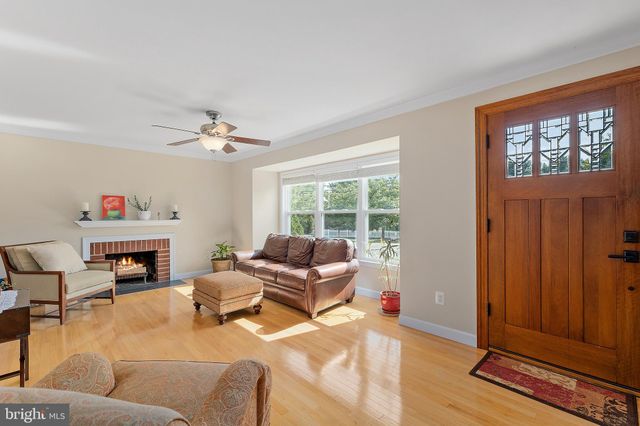 $740,000 | 5103 Taney Avenue, Alexandria, VA 22304