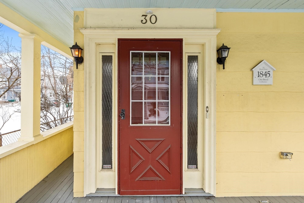 30 Breed Street Lynn, MA 01902 - Photo 3 of 40