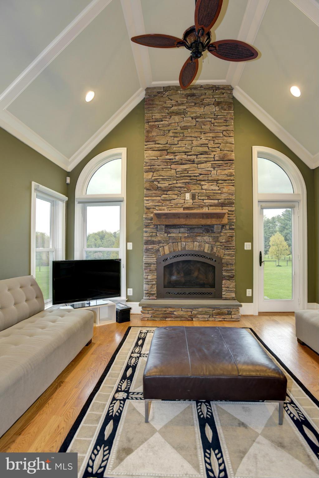 11815 Frederick Road Ellicott City, MD 21042 - Photo 9 of 29 Family Room