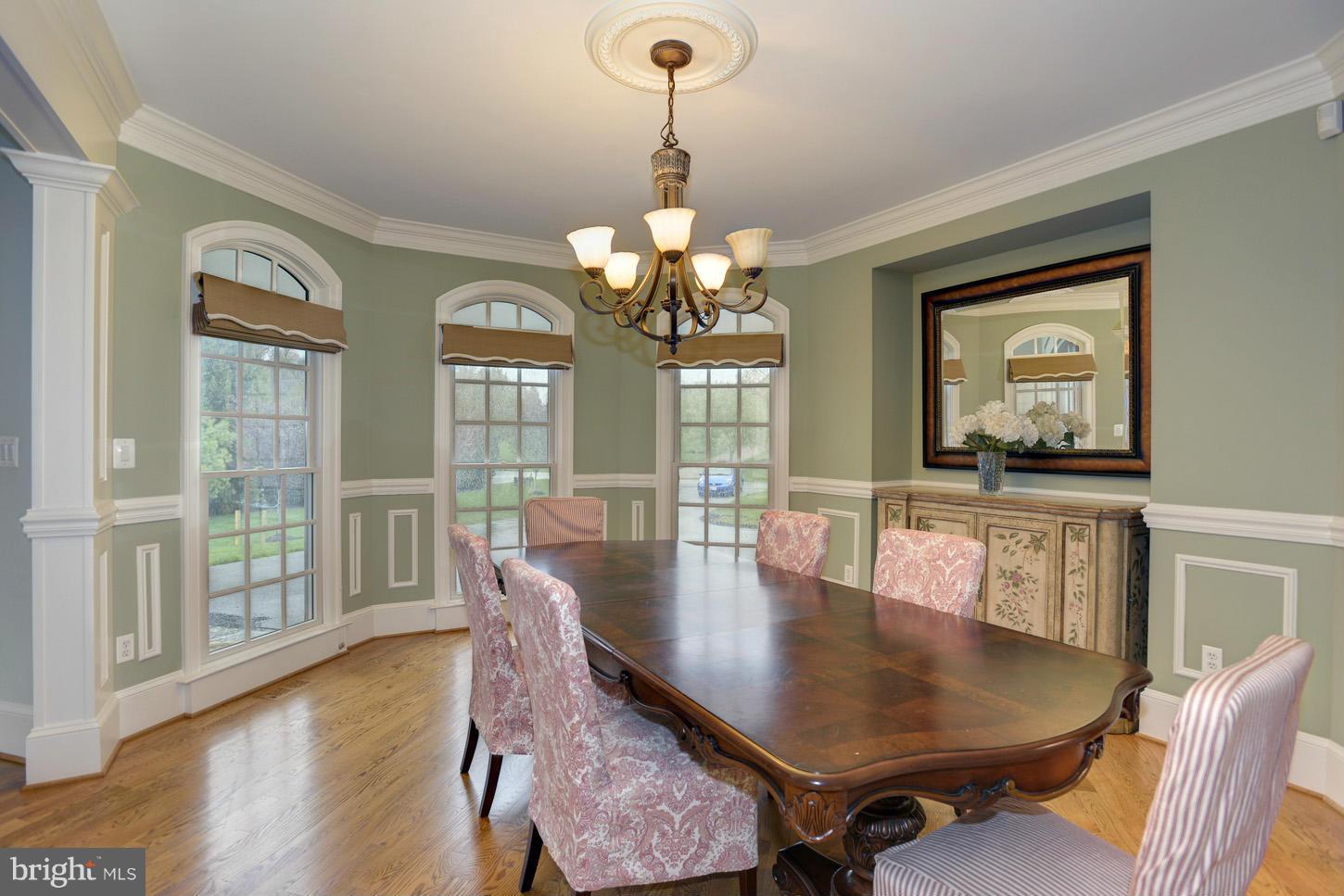 11815 Frederick Road Ellicott City, MD 21042 - Photo 10 of 29 Dining Room