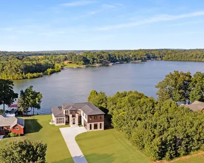 $3,250,000 | 613 Waters Edge Drive, Estill Springs, TN 37330
