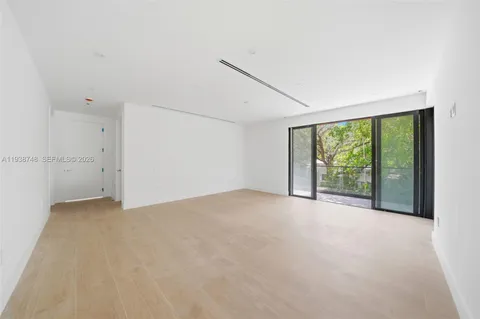 $8,950,000 | 4150 Loquat Avenue, Miami, FL 33133