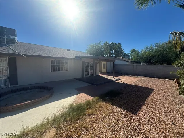 $1,850 | 6224 Miraloma Street, Las Vegas, NV 89108