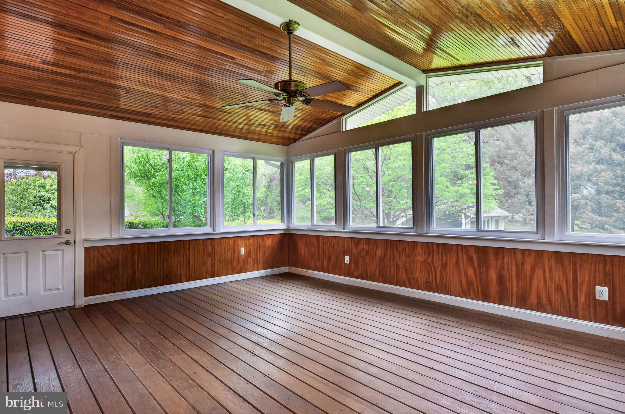 7909 Fairfax Road Alexandria, VA 22308 - Photo 23 of 41