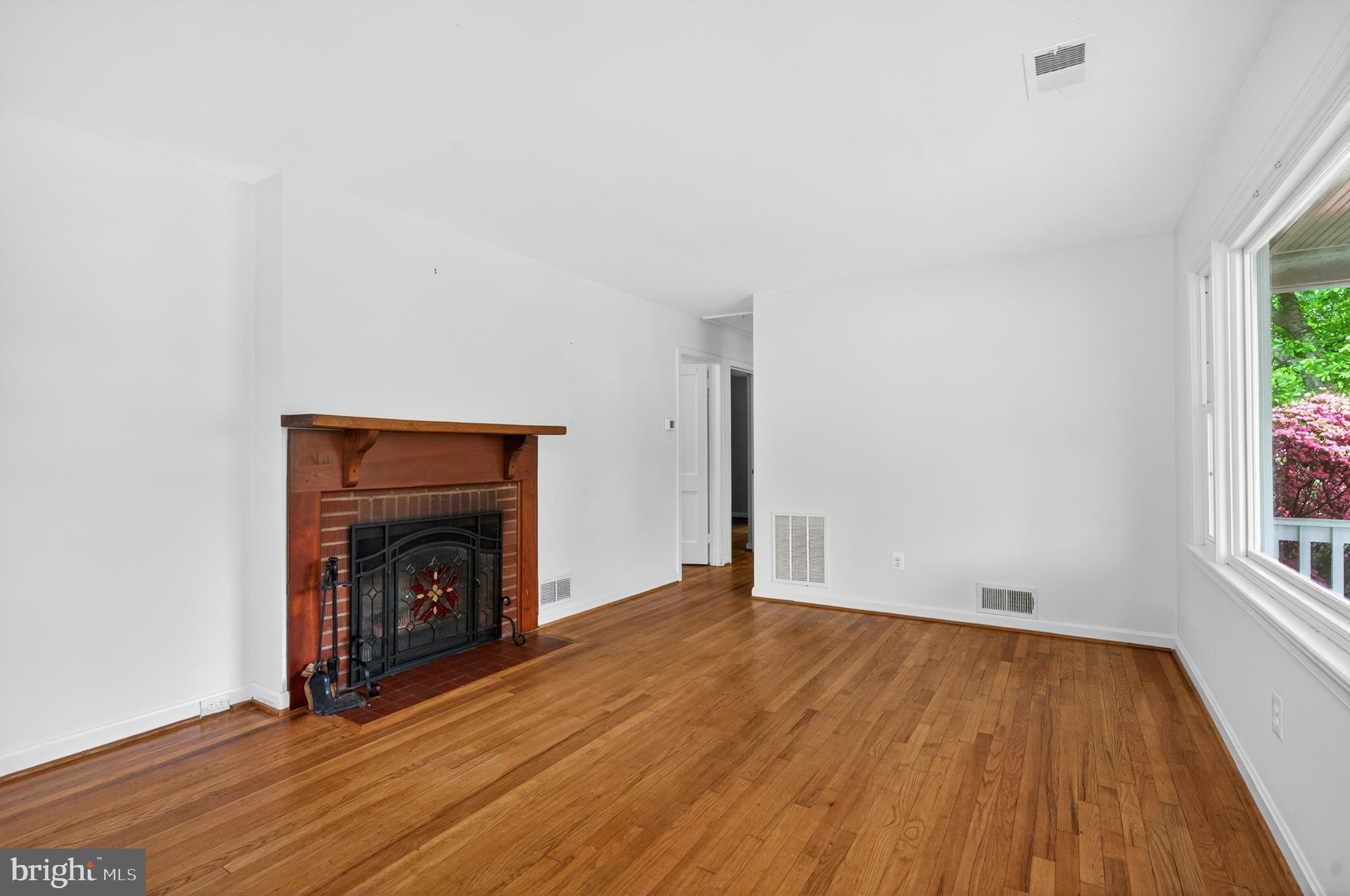 7909 Fairfax Road Alexandria, VA 22308 - Photo 5 of 41
