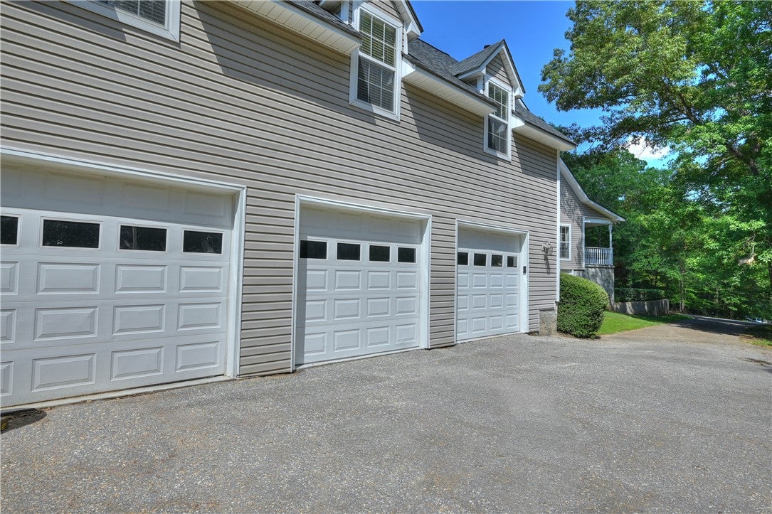 1900 Wrights Mill Road Auburn, AL 36830 - Photo 11 of 50 Garage