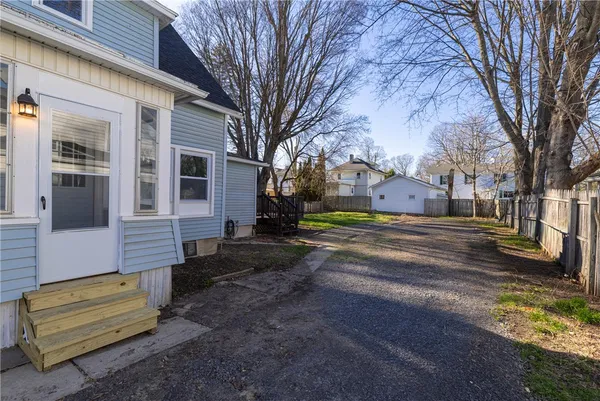 $139,900 | 56 Chapel Street, Mount Morris, NY 14510