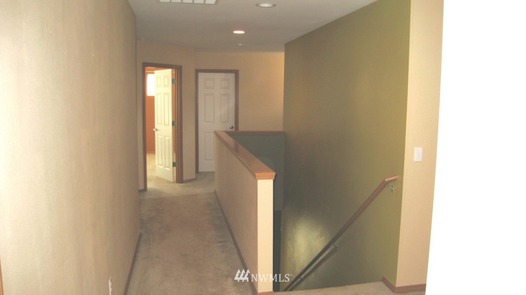 16311 1st Place West, Unit 21 Bothell, WA 98012 - Photo 7 of 13