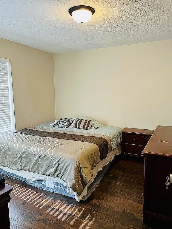 8606 Prima Street Houston, TX 77083 - Photo 21 of 32 Bedroom