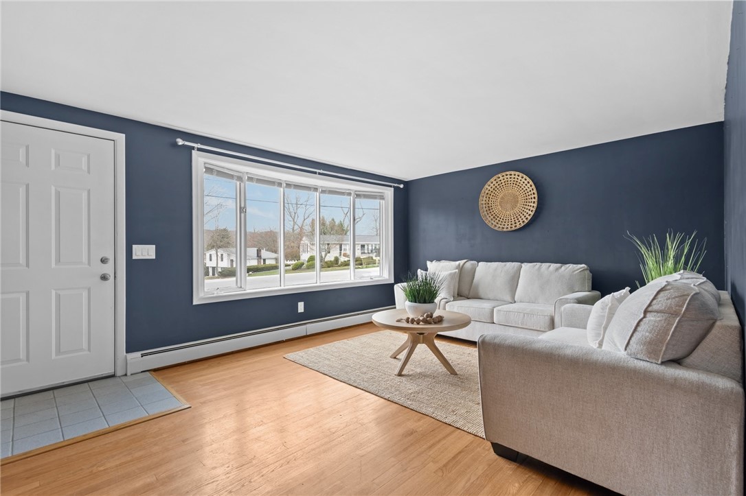 26 Ellison Street Cranston, RI 02920 - Photo 4 of 26