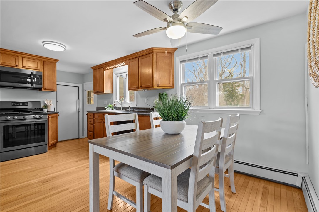 26 Ellison Street Cranston, RI 02920 - Photo 6 of 26