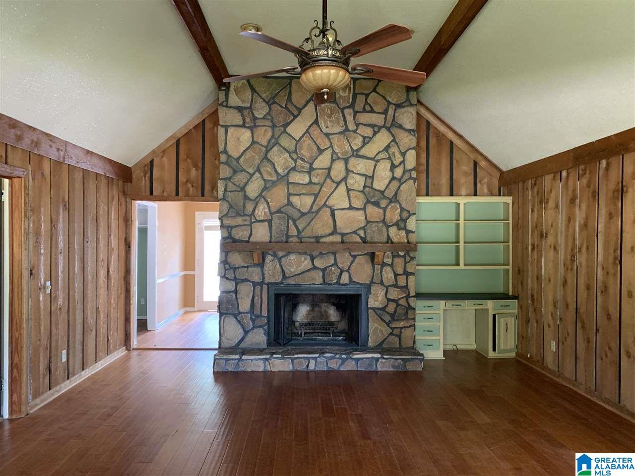 401 Dogwood Trail Jasper, AL 35504 - Photo 3 of 10