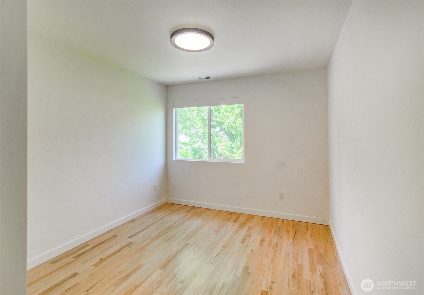1622 Monroe Avenue Northeast Renton, WA 98056 - Photo 25 of 40