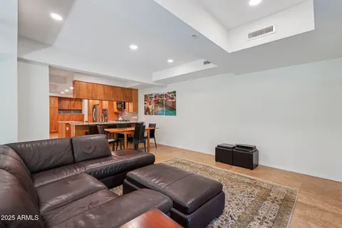 $615,000 | 7161 East Rancho Vista Drive, Unit 2002, Scottsdale, AZ 85251