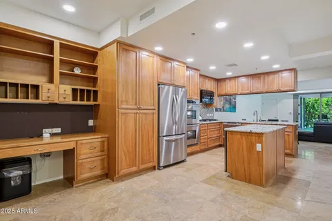 $615,000 | 7161 East Rancho Vista Drive, Unit 2002, Scottsdale, AZ 85251