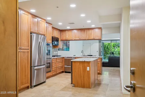 $615,000 | 7161 East Rancho Vista Drive, Unit 2002, Scottsdale, AZ 85251