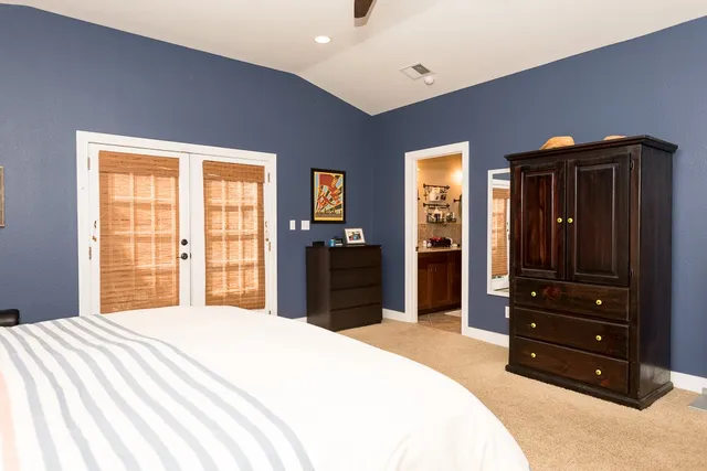 $3,595 | 2805 Lafayette Avenue, Austin, TX 78722