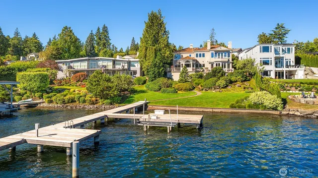 $8,900,000 | 4640 95th Avenue Northeast, Yarrow Point, WA 98004